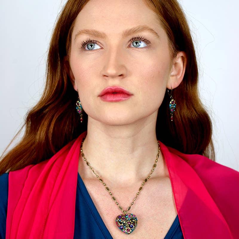 Teal Heart Necklace🎨 🎨 Buy Art at Carolina Creations Gallery in Downtown New Bern🎨