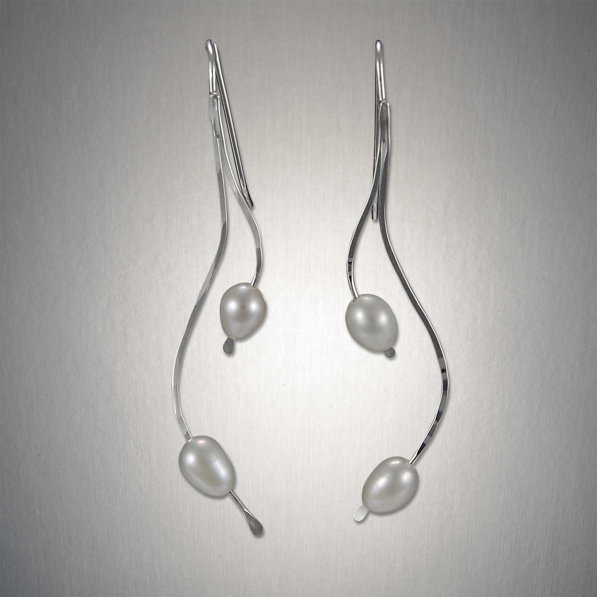 Peter James Minimalist Threader Dangling Pearls