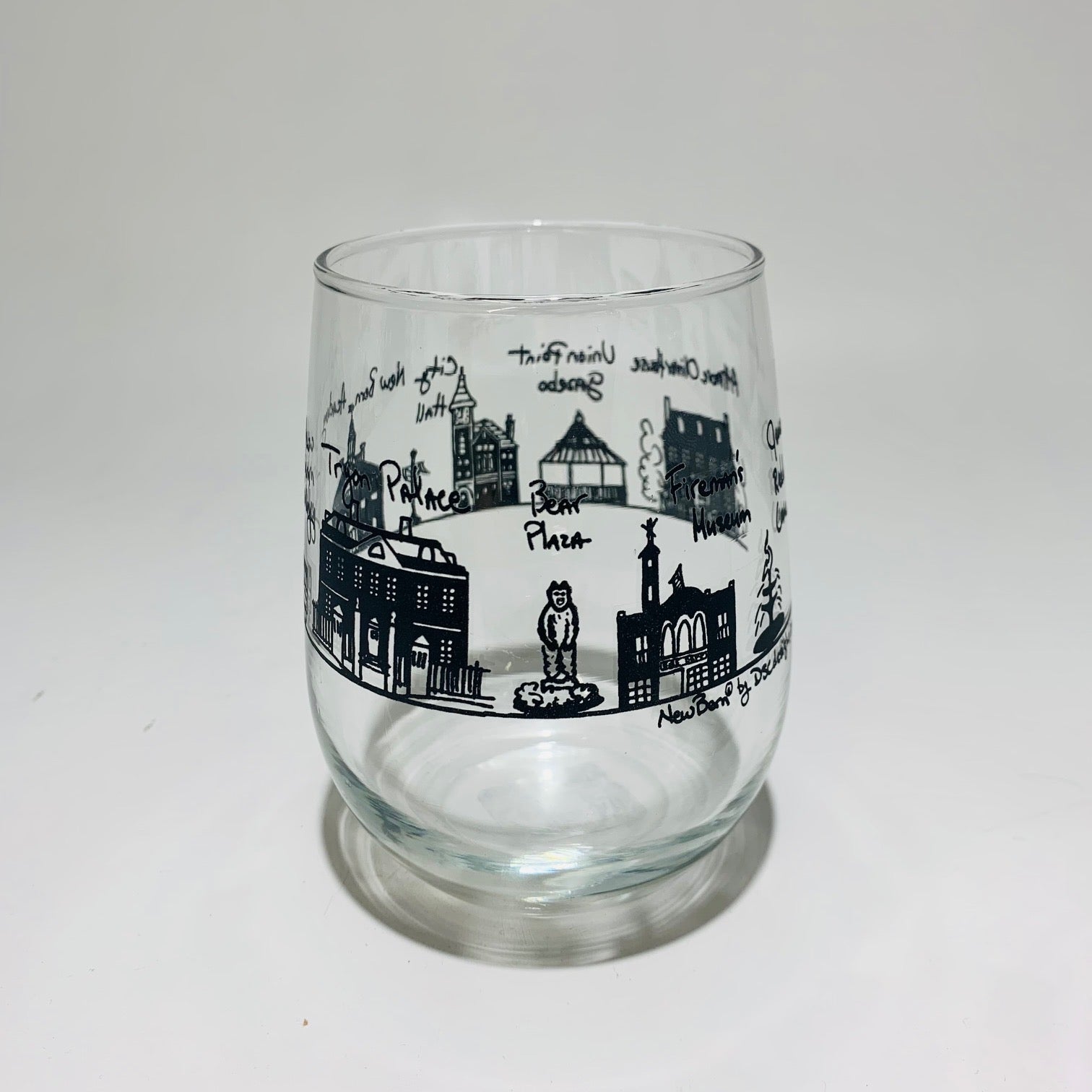 New Bern Skyline Stemless Wine Black🎨 Gifts🎨 Buy Art at Carolina Creations Gallery in Downtown New Bern🎨