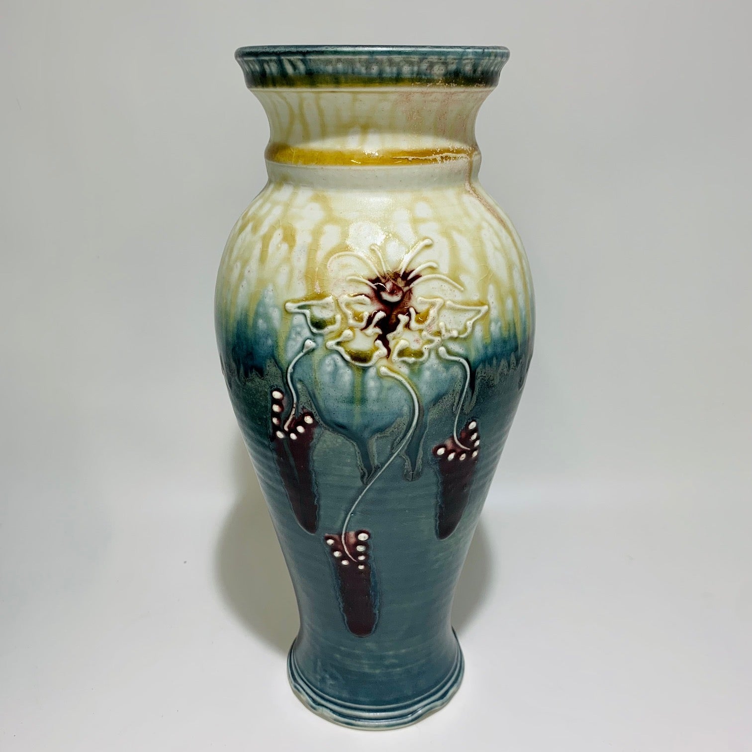 Geoff Lloyd Medium Vase🎨 Pottery🎨 Buy Art at Carolina Creations Gallery in Downtown New Bern🎨