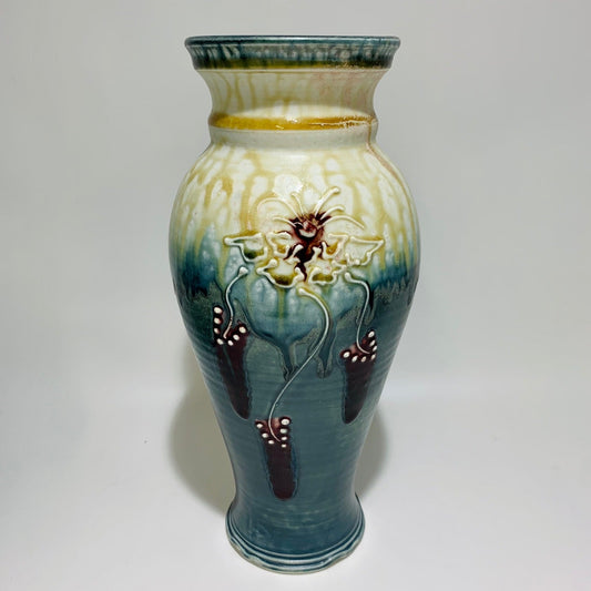 Geoff Lloyd Medium Vase🎨 Pottery🎨 Buy Art at Carolina Creations Gallery in Downtown New Bern🎨