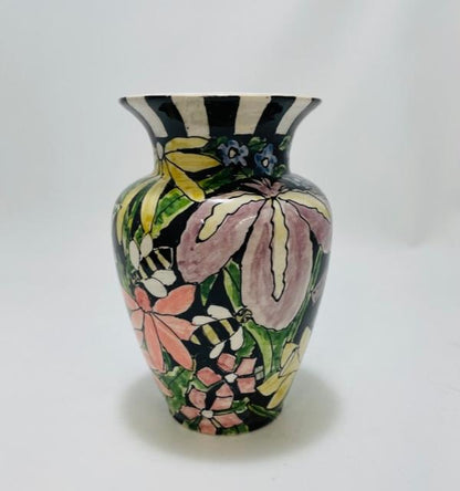 Jan Francoeur Dk Vase Check🎨 Jan's Celebration Pottery🎨 Buy Art at Carolina Creations Gallery in Downtown New Bern🎨