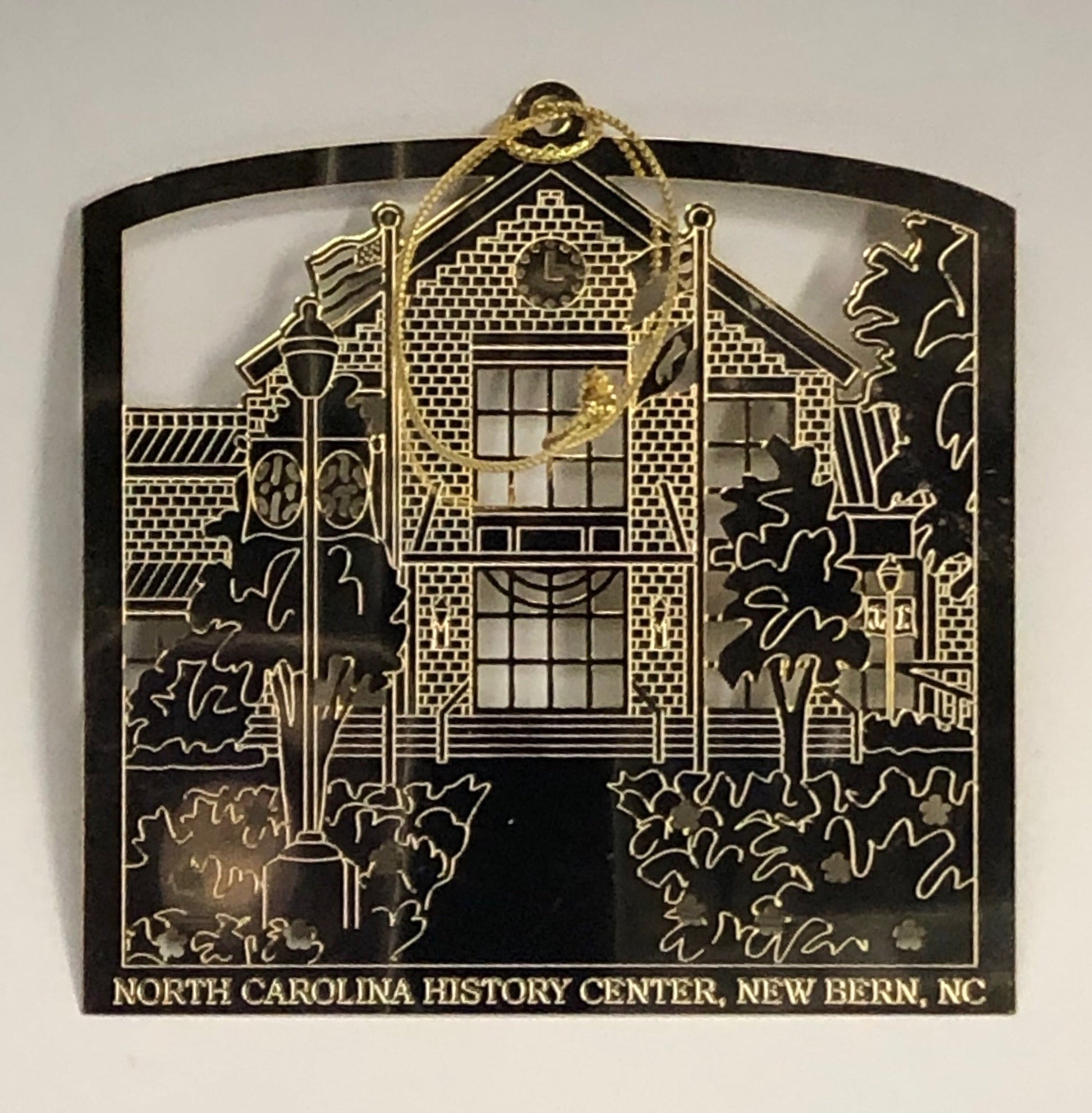 JTF New Bern Ornament Hist Center 2019🎨 Historical Ornaments🎨 Buy Art at Carolina Creations Gallery in Downtown New Bern🎨
